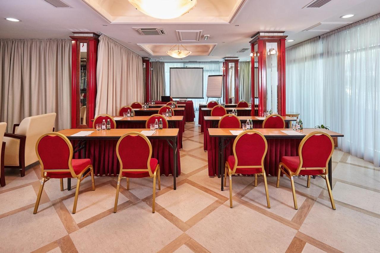 Garni Hotel Master Novi Sad Exterior foto