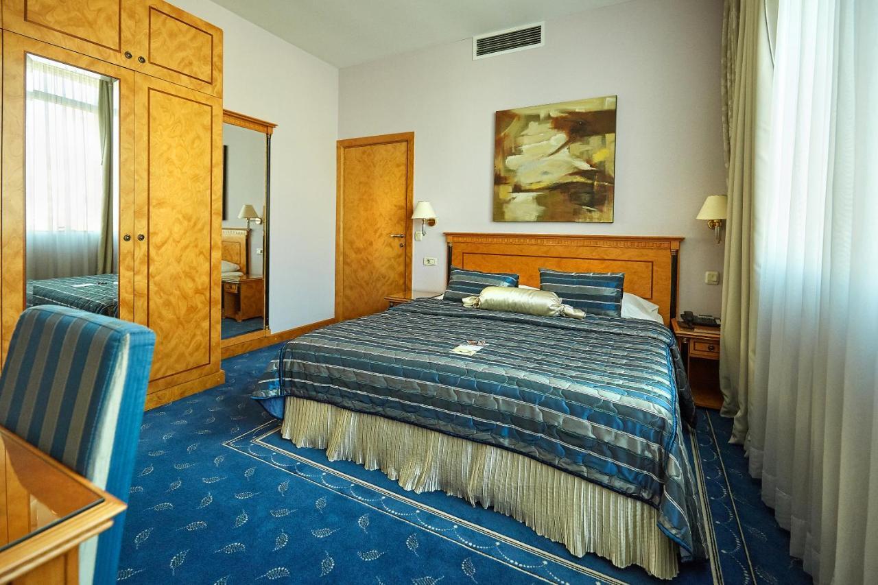 Garni Hotel Master Novi Sad Exterior foto